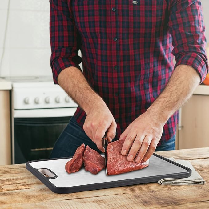 Stainless-Straw Hybrid Cutting Board