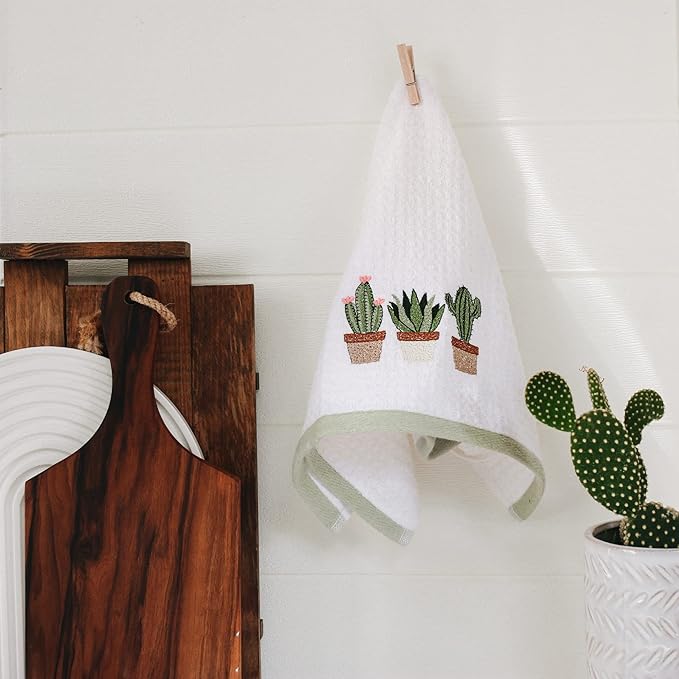 Cactus Charm Cotton Kitchen Towels - Super Absorbent and Soft, Pack of 2