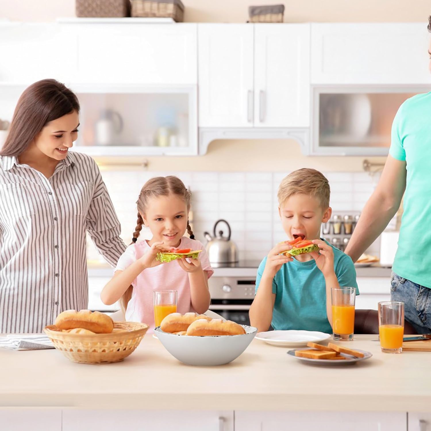 Classic Porcelain Cereal Bowls Set