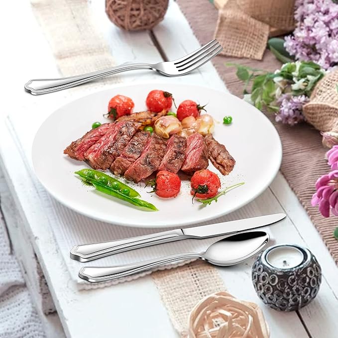 ScallopEdge 10-Piece Stainless Flatware Set