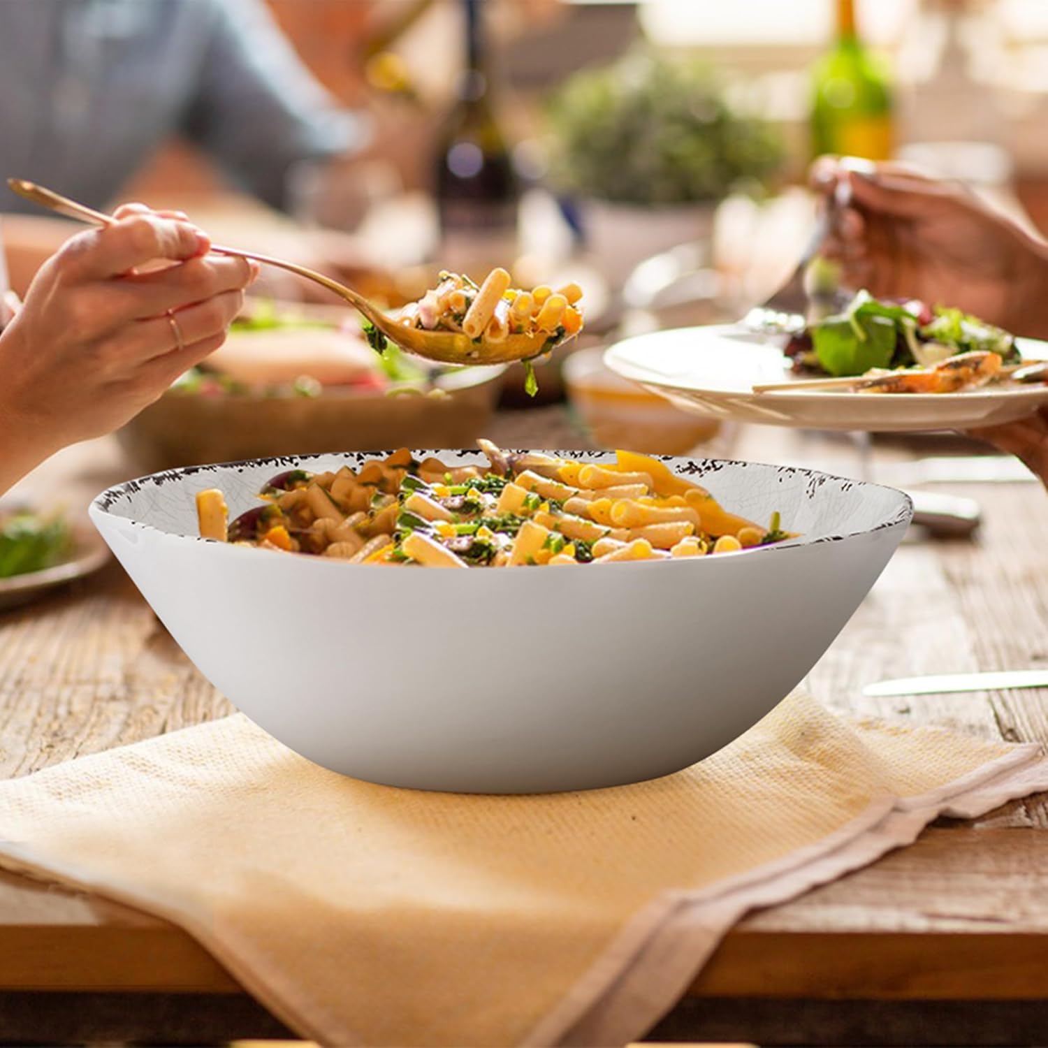 Classic Porcelain Cereal Bowls Set